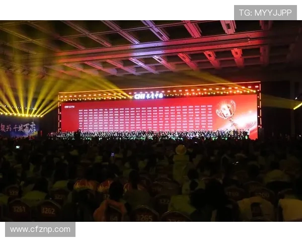 致敬红色传奇森林主场西看台更名约翰罗伯逊荣耀传承足球绿茵精神永续